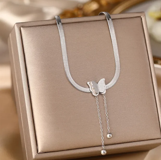 Çelik Kelebek Bileklik