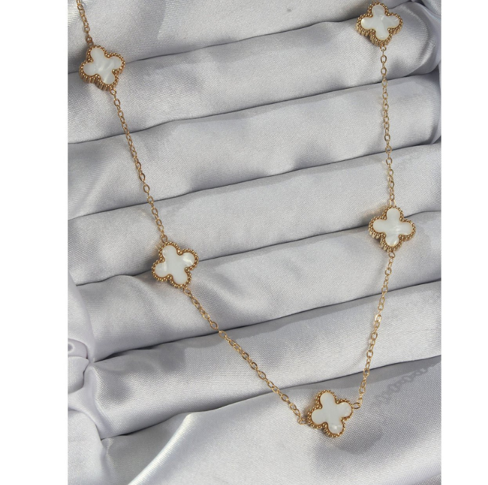 Dört Yapraklı Yonca Kolye (Beyaz)