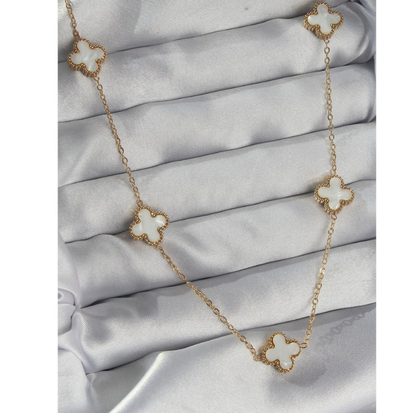 Dört Yapraklı Yonca Kolye (Beyaz)