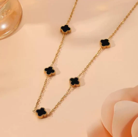 Dört Yapraklı Yonca Kolye (Siyah)